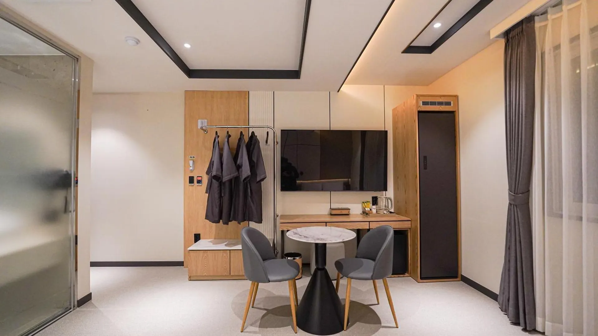 Urban Groove Hotel Seomyeon Busan 0*,  South Korea