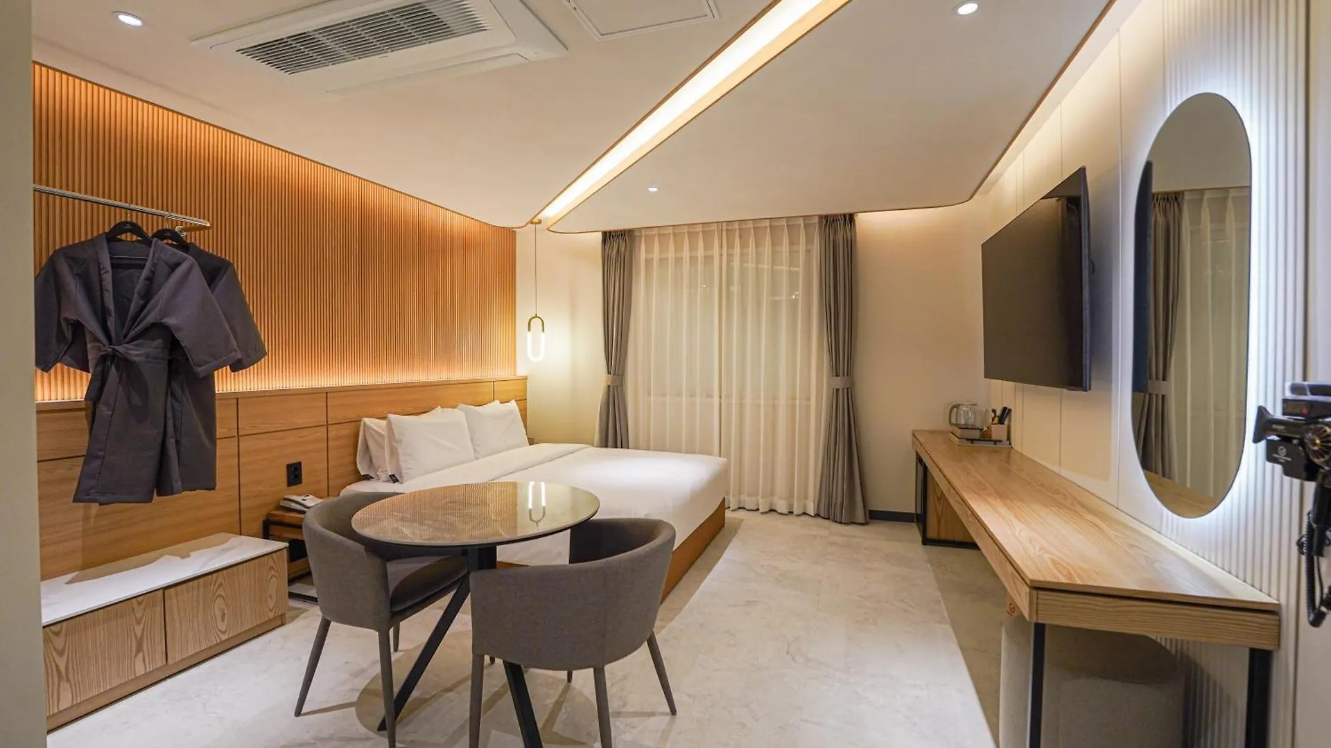Urban Groove Hotel Seomyeon Busan