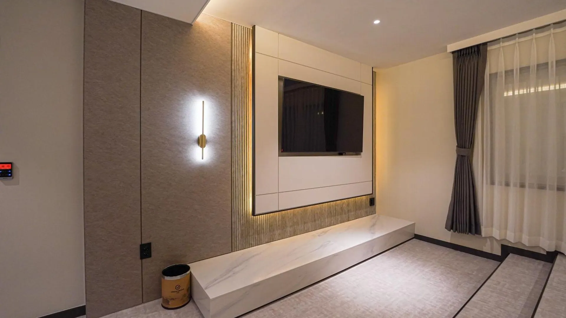 Urban Groove Hotel Seomyeon Busan