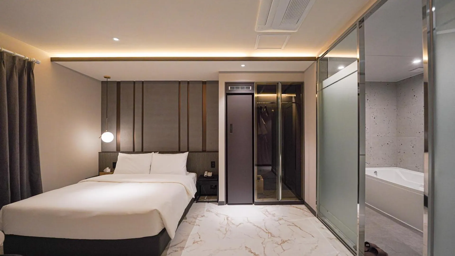 Urban Groove Hotel Seomyeon Busan