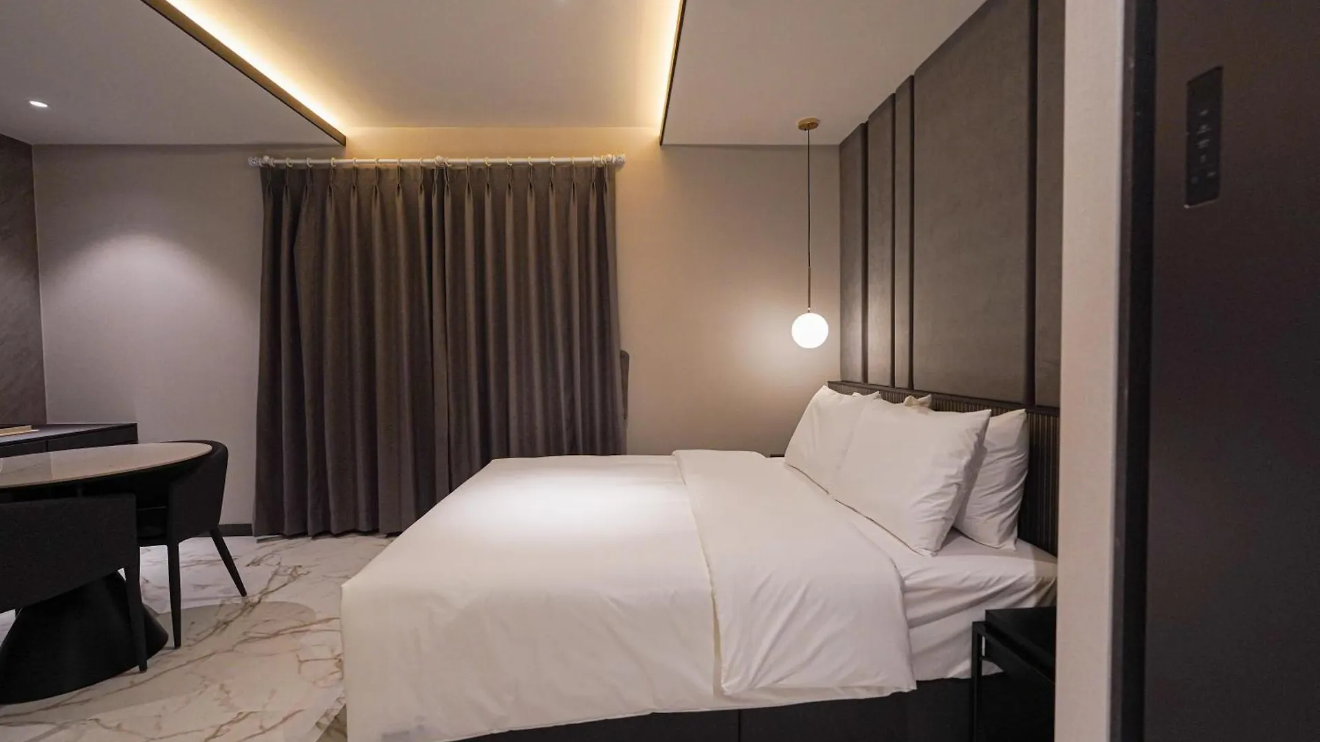 Urban Groove Hotel Seomyeon Busan