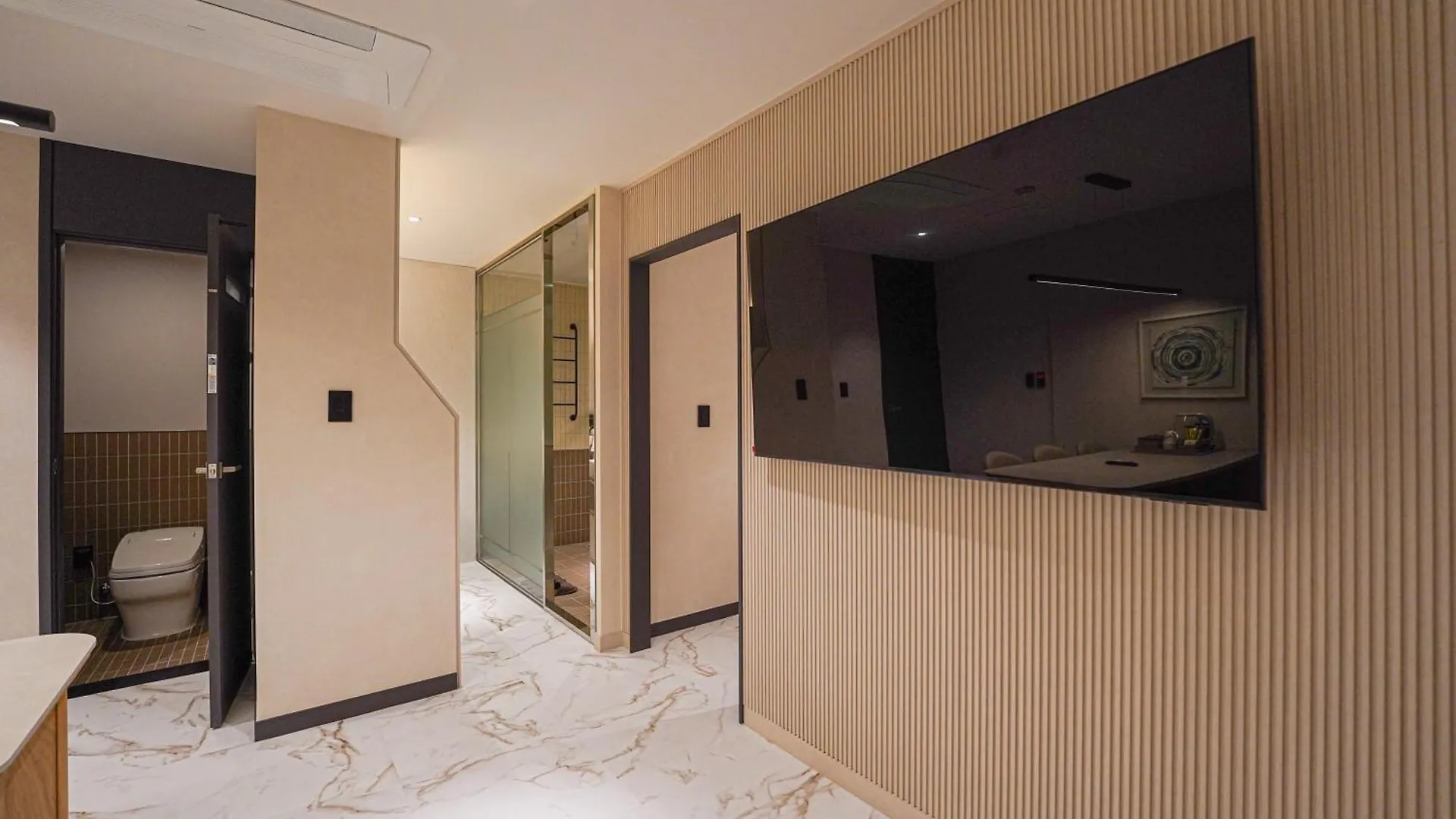 Urban Groove Hotel Seomyeon Busan
