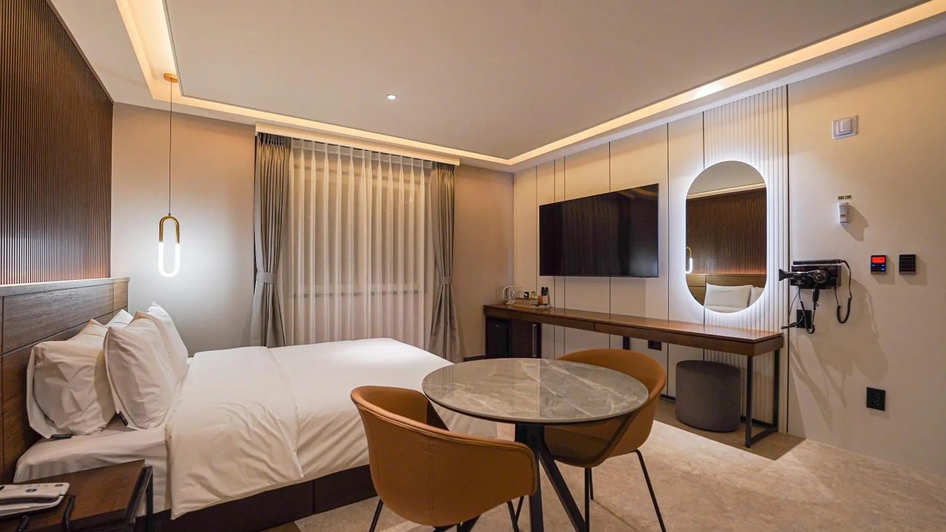 Urban Groove Hotel Seomyeon Busan 0*,